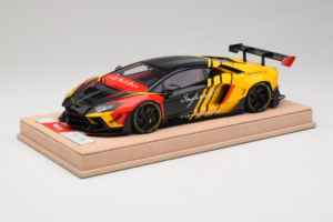 Lamborghini Aventador Liberty Walk Infinite Preto Amarelo Timothy & Pierre 1:18 REMC035 Metal - imagem 2 de 7