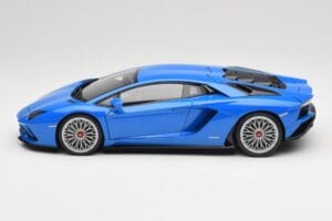 Lamborghini Aventador S LP740-4 Blue Nila AUTOart 1:18 79134 Metal - imagem 4 de 8