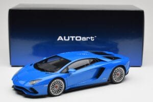 Lamborghini Aventador S LP740-4 Blue Nila AUTOart 1:18 79134 Metal - imagem 8 de 8