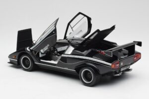 Lamborghini Countach LP500S Preto Kyosho 1:18 08326K Metal - imagem 5 de 8