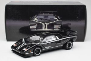 Lamborghini Countach LP500S Preto Kyosho 1:18 08326K Metal - imagem 8 de 8