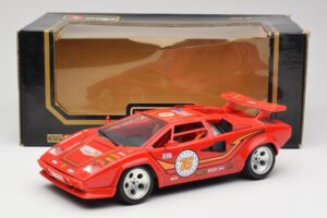 Lamborghini Countach Vermelho Bburago 1:18 3047 Metal - imagem 8 de 8