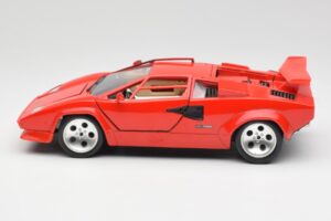 Lamborghini Countach Vermelho Bburago 1:18 3047-M1 Metal - imagem 4 de 8