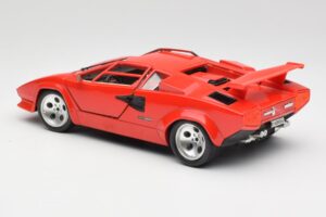 Lamborghini Countach Vermelho Bburago 1:18 3047-M1 Metal - imagem 7 de 8