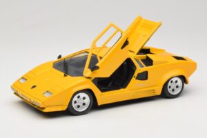 Lamborghini Countach TC Amarelo Tonka 1:18 09035-R1 Metal - imagem 2 de 8