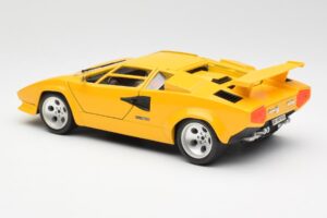 Lamborghini Countach Amarelo Bburago 1:18 3037 Metal - imagem 7 de 8