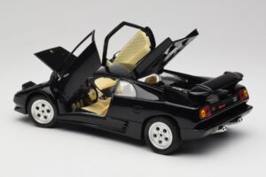 Lamborghini Diablo Preto Mira 1:18 6107 Metal - imagem 5 de 8