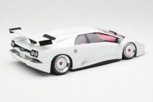 Lamborghini Diablo KO Branco GT Spirit 1:18 GT330 Resina - imagem 2 de 6