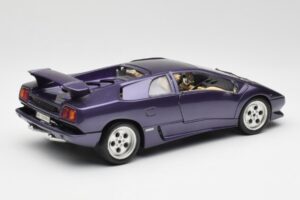 Lamborghini Diablo Roxo Maisto 1:18 3028 Metal - imagem 3 de 8