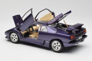 Lamborghini Diablo Roxo Maisto 1:18 3028 Metal - imagem 5 de 8