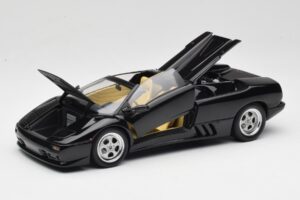 Lamborghini Diablo Roadster Preto AUTOart 1:18 70093-R1 Metal - imagem 2 de 10