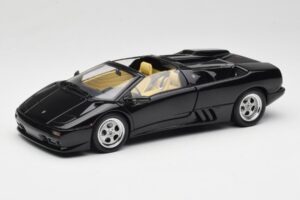 Lamborghini Diablo Roadster Preto AUTOart 1:18 70093-R1 Metal - imagem 3 de 10