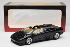 Lamborghini Diablo Roadster Preto AUTOart 1:18 70093-R1 Metal - imagem 10 de 10