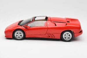 Lamborghini Diablo Roadster Vermelho AUTOart 1:18 70091 Metal - imagem 4 de 8