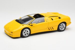 Lamborghini Diablo Roadster Amarelo AUTOart 1:18 70092 Metal