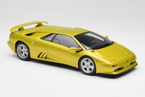 Lamborghini Diablo SE30 Anniversary Edition Amarelo Spyder AUTOart 1:18 79157 Metal - imagem 6 de 8