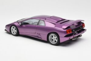 Lamborghini Diablo SE30 Jota Roxo Metálico AUTOart 1:18 79142 Compósito - imagem 7 de 8