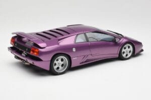 Lamborghini Diablo SE30 Anniversary Edition Roxo Metálico AUTOart 1:18 79158 Metal - imagem 3 de 8