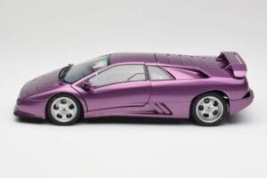 Lamborghini Diablo SE30 Anniversary Edition Roxo Metálico AUTOart 1:18 79158 Metal - imagem 4 de 8