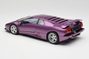 Lamborghini Diablo SE30 Anniversary Edition Roxo Metálico AUTOart 1:18 79158 Metal - imagem 7 de 8