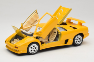 Lamborghini Diablo Amarelo Bburago 1:18 3041 Metal - imagem 2 de 8