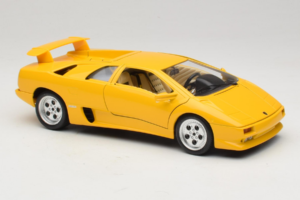 Lamborghini Diablo Amarelo Bburago 1:18 3041-M2 Metal - imagem 6 de 8