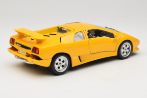 Lamborghini Diablo Amarelo Bburago 1:18 3041 Metal - imagem 3 de 8