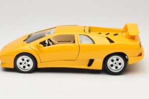 Lamborghini Diablo Amarelo Bburago 1:18 3041 Metal - imagem 4 de 8