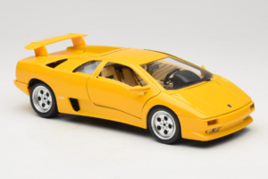 Lamborghini Diablo Amarelo Bburago 1:18 3041 Metal - imagem 6 de 8