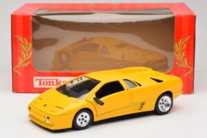 Lamborghini Diablo Amarelo Tonka 1:18 09035 Metal - imagem 8 de 8