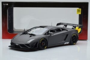 Lamborghini Gallardo GT3 FL2 Cinzento Escuro AUTOart 1:18 81360 Metal - imagem 8 de 8