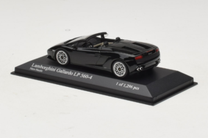 Lamborghini Gallardo LP560-4 Spyder Preto Minichamps 1:43 400103830 Metal - imagem 3 de 5