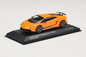 Lamborghini Gallardo LP570-4 Superleggera Laranja Metalizado Minichamps 1:43 400103841 Metal - imagem 2 de 5