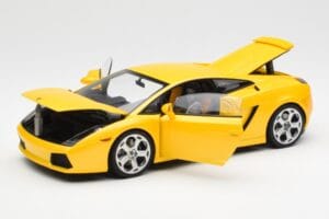 Lamborghini Gallardo Metallic Amarelo AUTOart 1:18 74571 Metal - imagem 2 de 8
