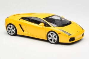 Lamborghini Gallardo Metallic Amarelo AUTOart 1:18 74571 Metal - imagem 6 de 8