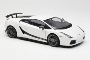 Lamborghini Gallardo Superleggera Monocerus Metallic Branco AUTOart 1:18 74585 Metal - imagem 6 de 8