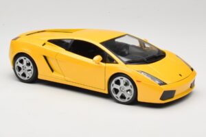 Lamborghini Gallardo Amarelo Maisto 1:18 31655 Metal - imagem 6 de 8