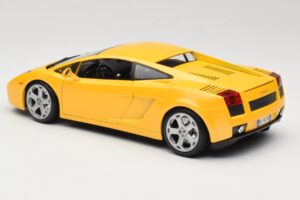 Lamborghini Gallardo Amarelo Maisto 1:18 31655 Metal - imagem 7 de 8