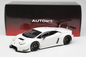 Lamborghini Huracan GT3 Branco AUTOart 1:18 81527 Metal - imagem 8 de 8