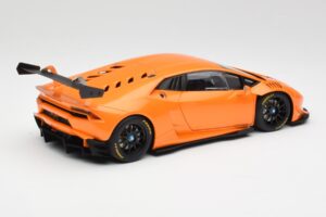 Lamborghini Huracan LP620-2 Super Trofeo Arancio Borealis Pearl Effect Laranja AUTOart 1:18 81558 Metal - imagem 3 de 8