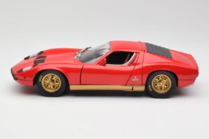 Lamborghini Miura Vermelho Anson 1:18 30302 Metal - imagem 4 de 8