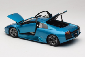 Lamborghini Murcielago 40th Anniversary Verde Artemis AUTOart 1:18 74515 Metal - imagem 5 de 9