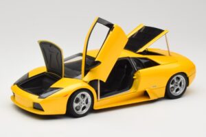 Lamborghini Murcielago LP640 Giallo Orion AUTOart 1:18 74511 Metal - imagem 2 de 8