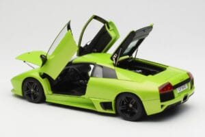 Lamborghini Murcielago LP640 Ithaca Verde Metallic AUTOart 1:18 74624 Metal - imagem 5 de 8