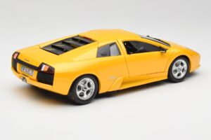 Lamborghini Murcielago LP640 Amarelo Bburago 1:18 23124646-M1 Metal - imagem 3 de 8