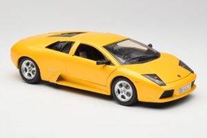 Lamborghini Murcielago LP640 Amarelo Bburago 1:18 23124646-M1 Metal - imagem 6 de 8
