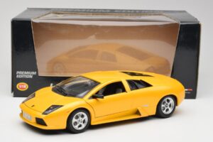 Lamborghini Murcielago LP640 Amarelo Bburago 1:18 23124646-M1 Metal - imagem 8 de 8