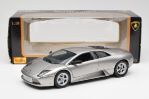 Lamborghini Murcielago Prata Maisto 1:18 7450257 Metal - imagem 8 de 8