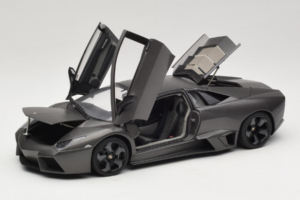 Lamborghini Reventon Matte Grey AUTOart 1:18 74591 Metal - imagem 2 de 8