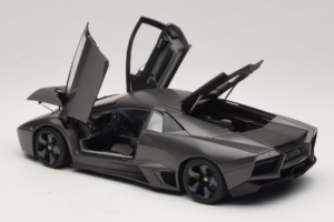 Lamborghini Reventon Matte Grey AUTOart 1:18 74591 Metal - imagem 5 de 8